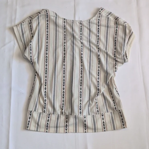 Striped Button-Down Detail Top - Picture 6 of 6